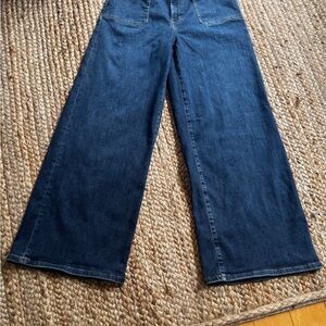 FRAME Le Slim Palazzo High-Rise
Wide-Leg Jeans petite